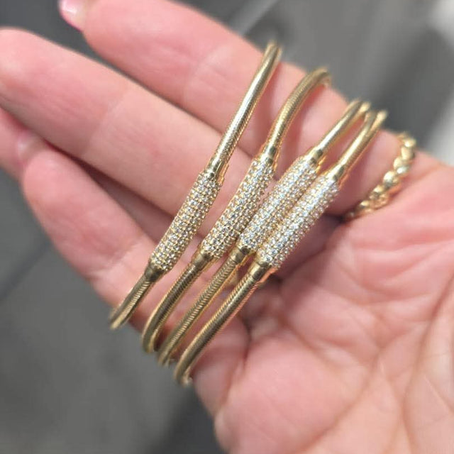 Elastic 14K Gold CZ Bracelet