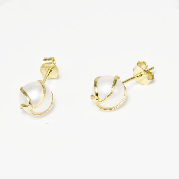 Pearl Earrings – Timeless Elegance