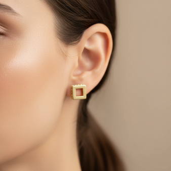 Square Stud Earrings with Zircon Detail