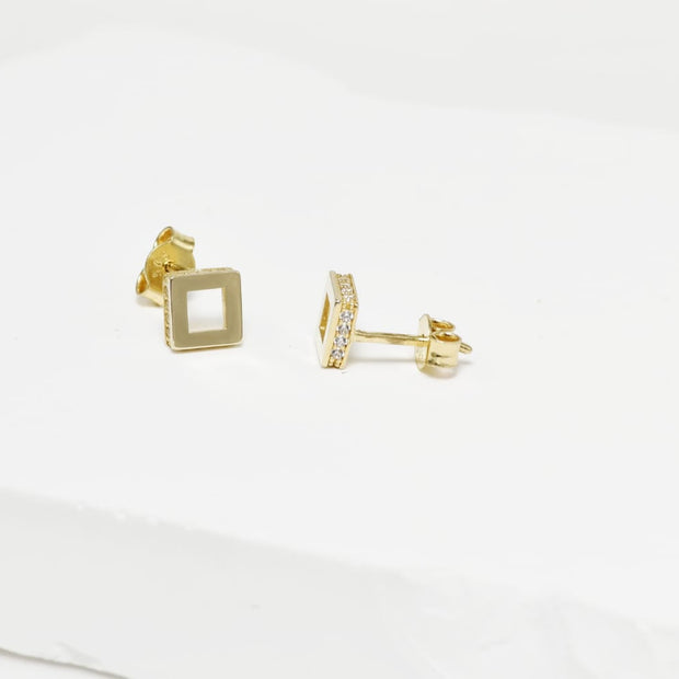 Square Stud Earrings with Zircon Detail