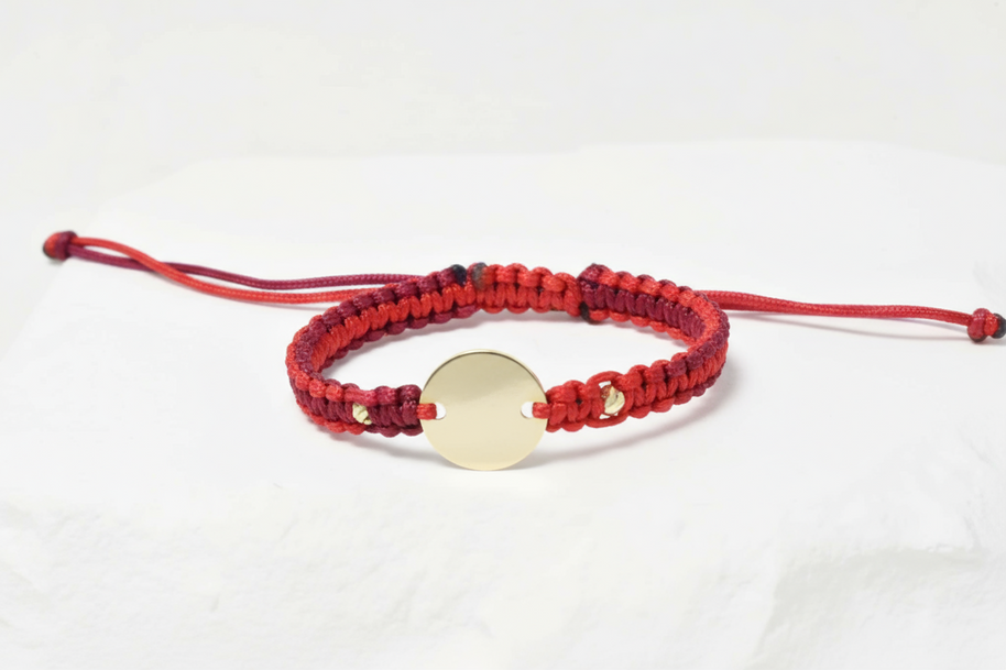 Multicolor String Bracelet with  Engravable Coin