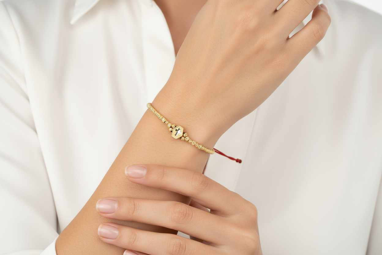 14K Gold Red Cord Bracelet – Baby Feet Charm (Engravable)