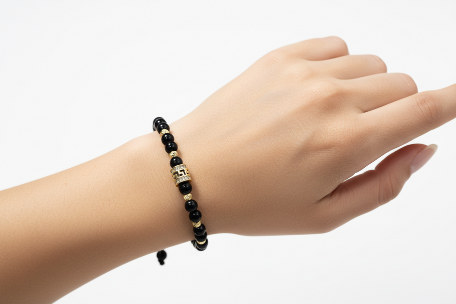 Black Onyx Macrame Bracelet with 14K Gold & Zircon Centrepiece (585)