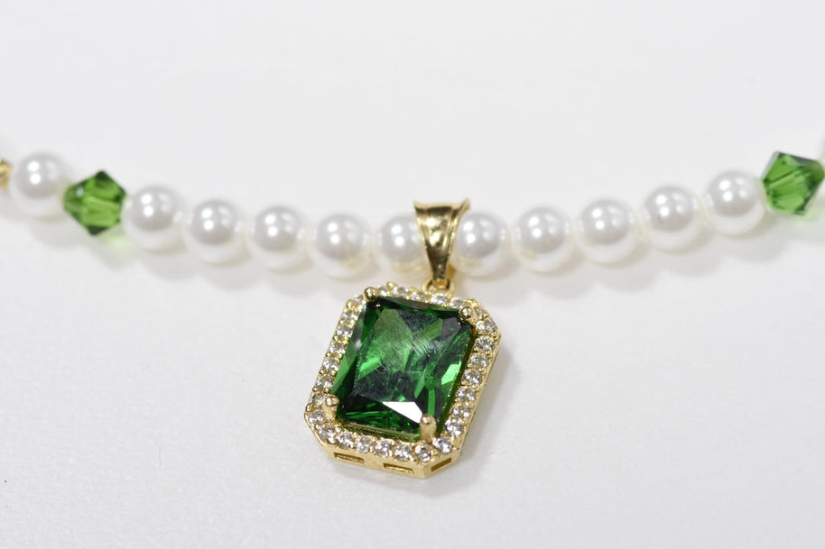 14K Gold Pearl Necklace with Green Pendant | 585 Gold Pearl Necklace | Elegant Pearl & Green Stone Necklace