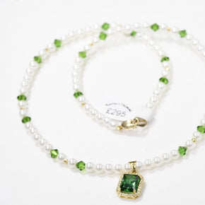 14K Gold Pearl Necklace with Green Pendant | 585 Gold Pearl Necklace | Elegant Pearl & Green Stone Necklace