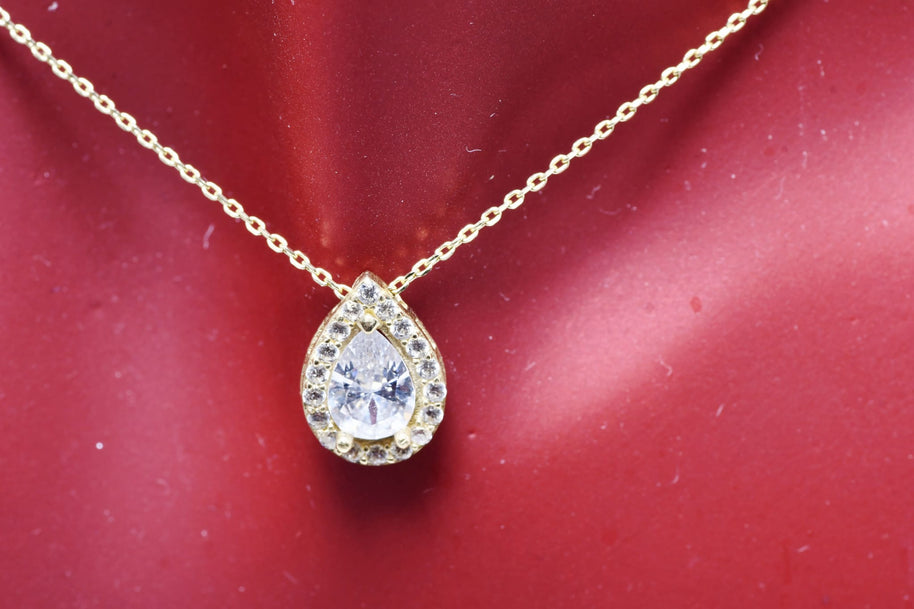 Pear-Shaped Pendant Necklace