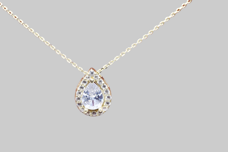 Pear-Shaped Pendant Necklace