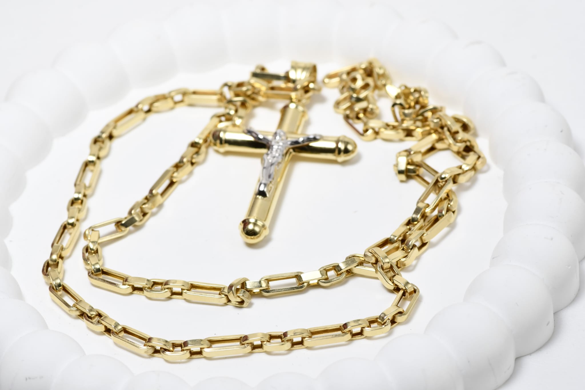 14K Gold Crucifix Necklace – 60 cm